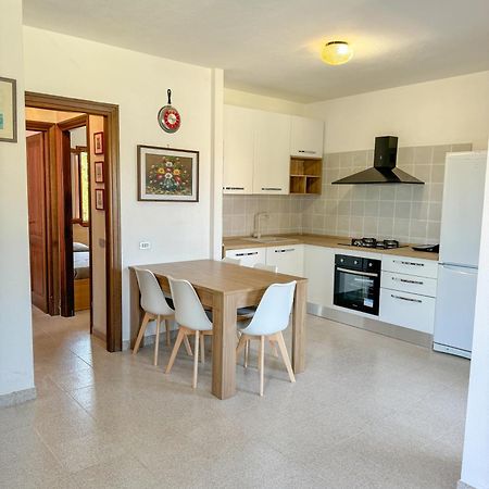 Comoda Villetta Con Giardino San Teodoro  Eksteriør billede