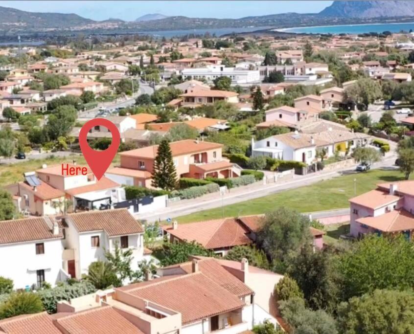 Comoda Villetta Con Giardino San Teodoro  Eksteriør billede